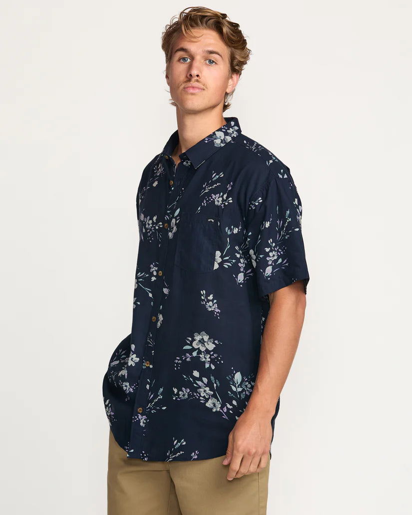 Billabong Sundays Short Sleeve Shirt - Mens Woven Shirts - Big Sun Vernon  | Okanagan Beachwear