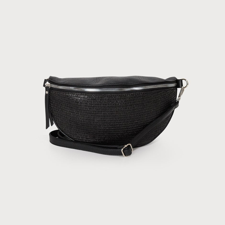 Caracol Rafia Belt Bag