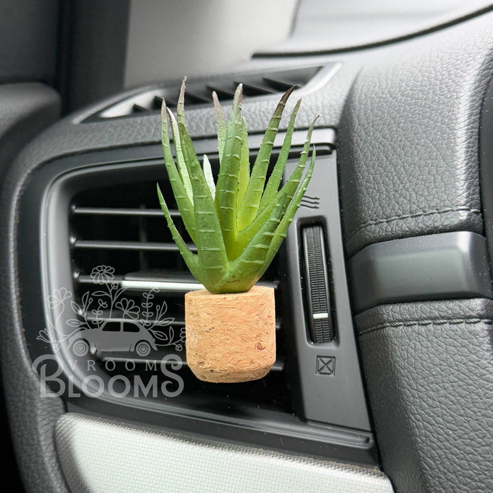Vroom Blooms Tall Aloe Vera Vent Clip Car Diffuser