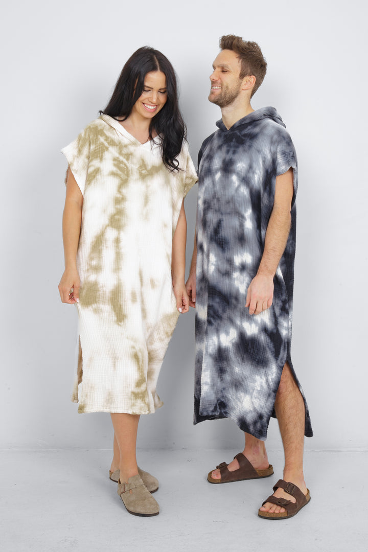 Tofino Towel Holden Tie-dye Unisex Poncho - Womens Casual Coverups - Big Sun Vernon  | Okanagan Beachwear