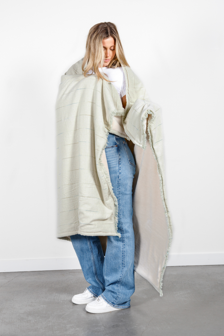 Tofino Towel Everest Throw - Blankets - Big Sun Vernon  | Okanagan Beachwear