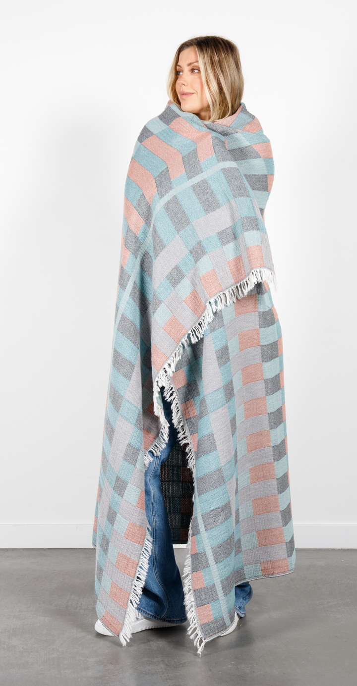 Tofino Towel Xander Throw - Blankets - Big Sun Vernon  | Okanagan Beachwear