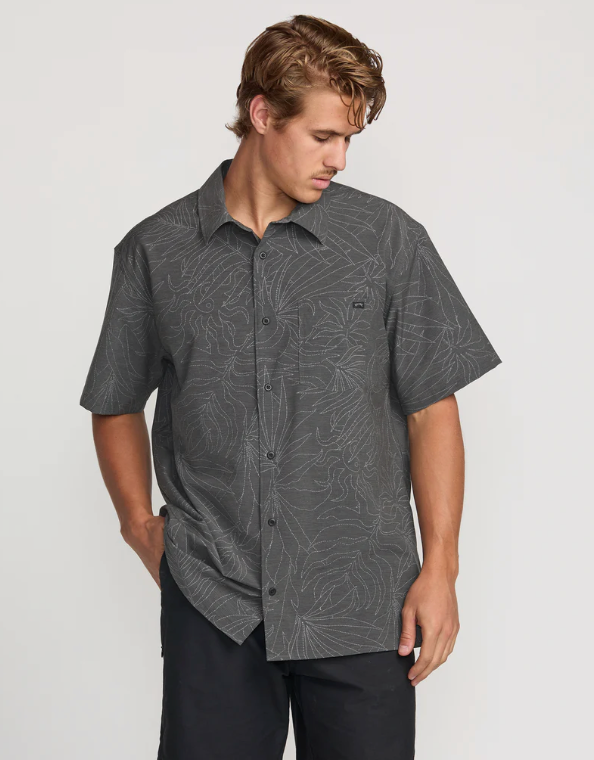 Billabong Surftrek Transit SS - Mens Woven Shirts - Big Sun Vernon  | Okanagan Beachwear