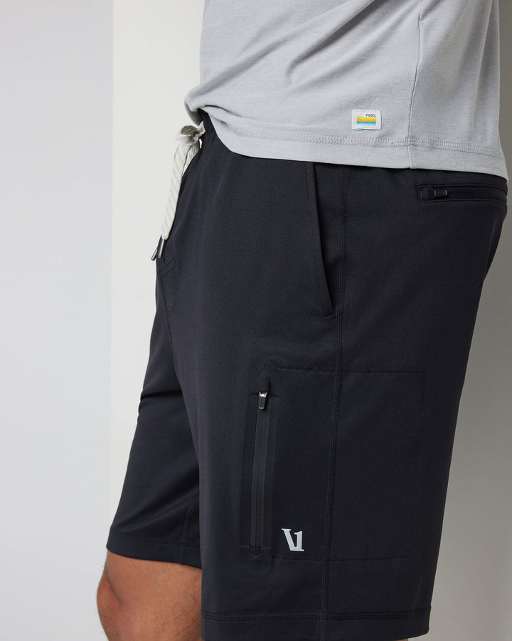 Vuori Sunday Performance Short 8"