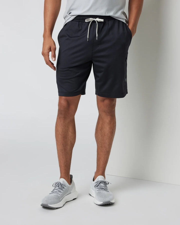 Vuori Sunday Performance Short 8"