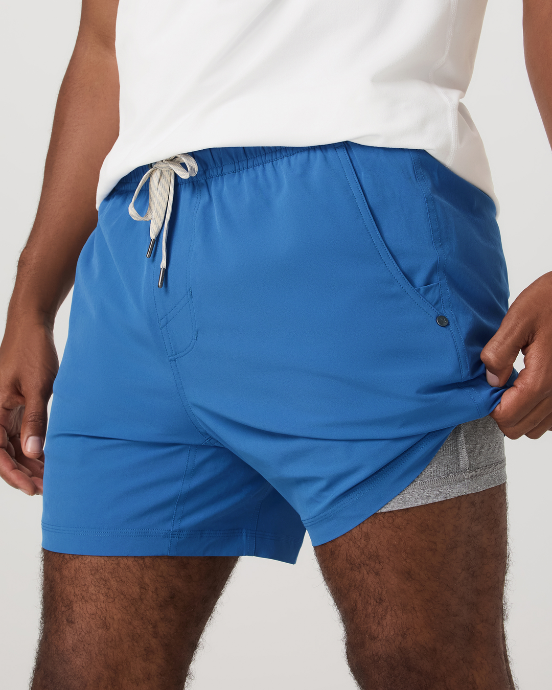 Vuori Kore Short Lined 5"