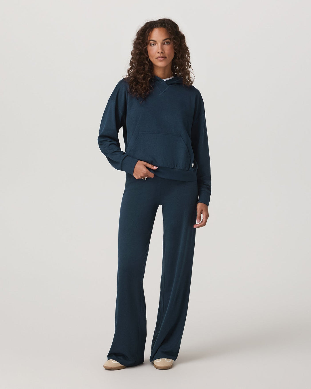 Vuori Halo Modern Pullover Hoodie