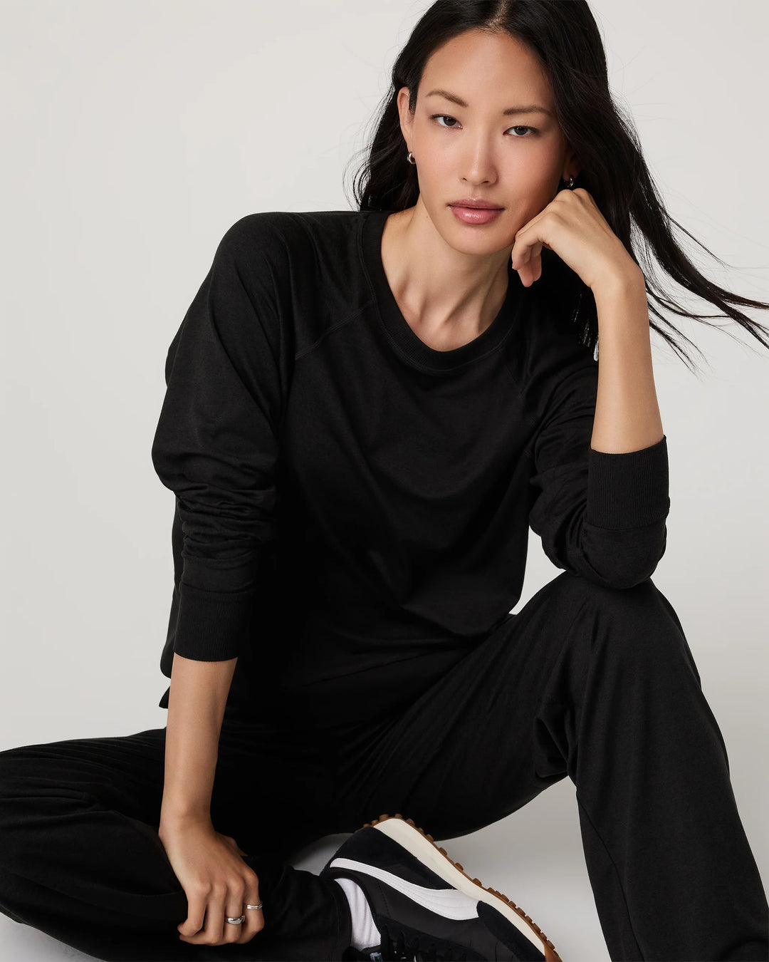 Vuori Long Sleeve Halo Crew