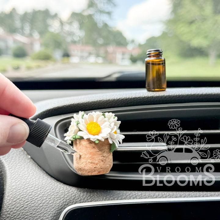 Vroom Blooms Daisy Flower Vent Clip Car Air Freshener Diffuser (Reusable)