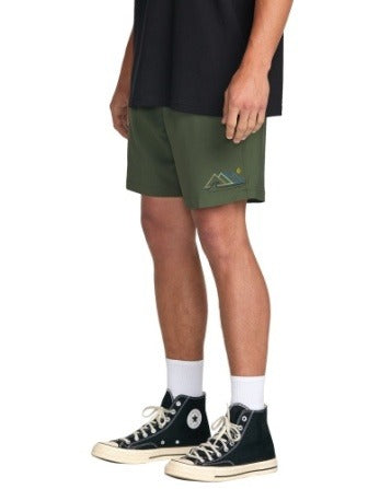 Billabong Surftrek Elastic Submersible 17" Hybrid Shorts