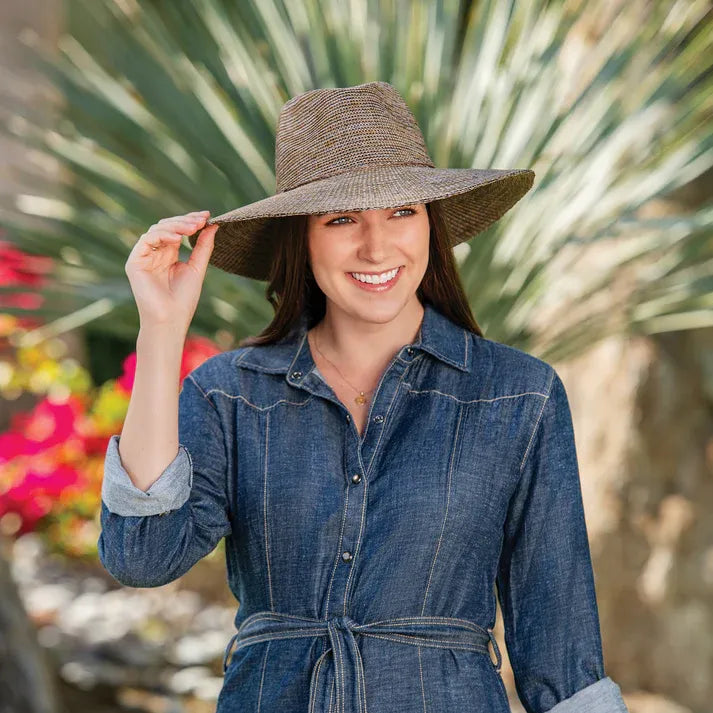 Wallaroo Victoria Fedora Diva