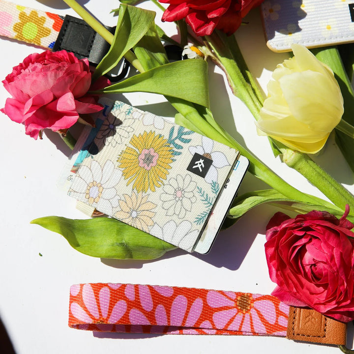 Thread Elastic Wallet - Accessories - Big Sun Vernon  | Okanagan Beachwear